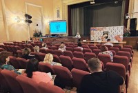 Учили азам и современным подходам